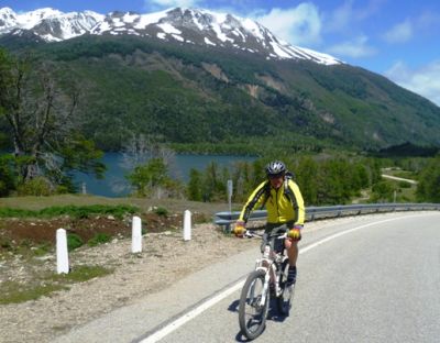 Peter Bowman Cycling on the  tour with redspokes